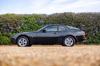 Lot 241 - 1987 Porsche 944