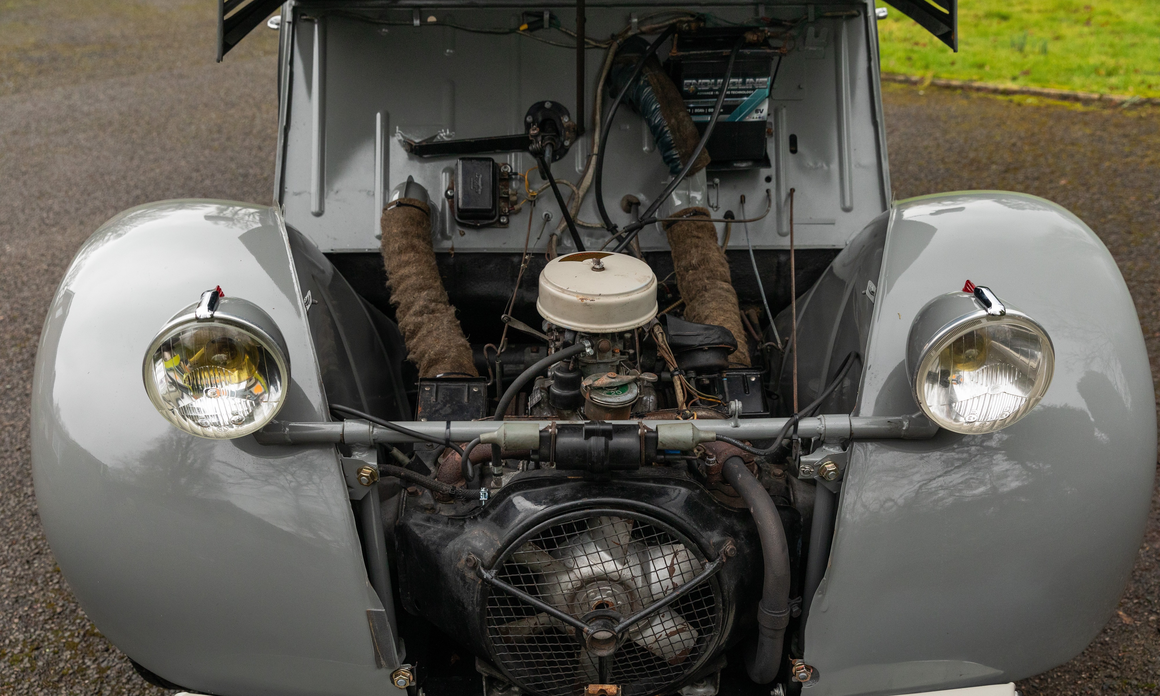 Lot 171 - 1961 Citroën 2CV AZU 'Ripple Van'