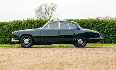 Lot 1968 Jaguar 420