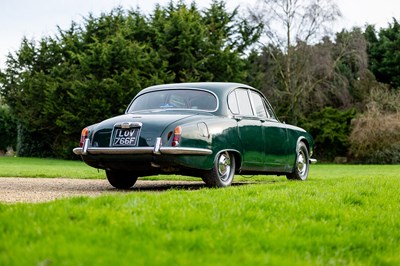 Lot 1968 Jaguar 420