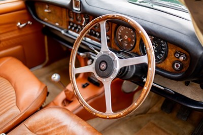 Lot 1968 Jaguar 420