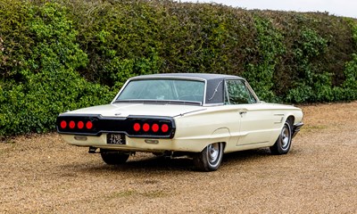 Lot 1965 Ford Thunderbird