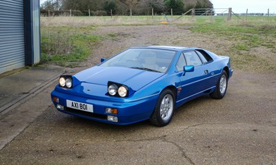 Lot 1988 Lotus Esprit Turbo