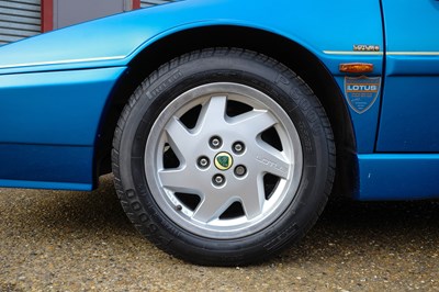 Lot 1988 Lotus Esprit Turbo