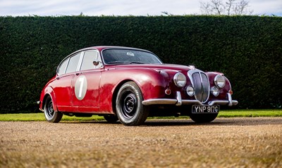 Lot 1968 Daimler 250 V8