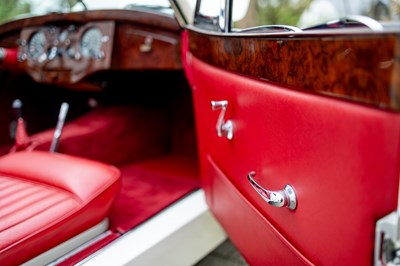 Lot 1953 Jaguar XK120 Drophead Coupé