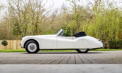 Lot 1953 Jaguar XK120 Drophead Coupé