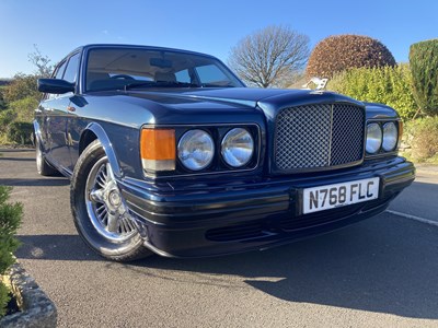 Lot 1995 Bentley Turbo R