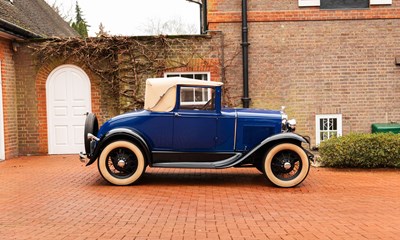 Lot 1930 Ford Model A Cabriolet