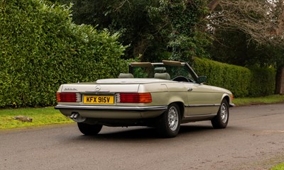 Lot 1980 Mercedes-Benz 350 SL