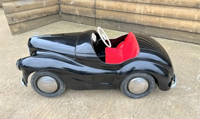 Lot 146 - 1957 Austin J40 Pedal Car