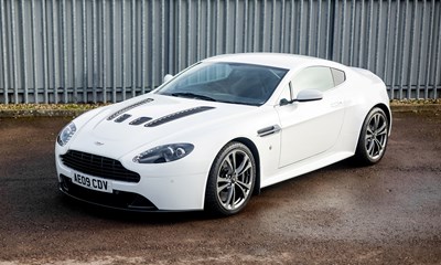 Lot 235 - 2009 Aston Martin V12 Vantage