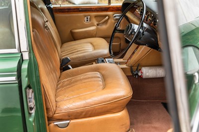 Lot 1975 Rolls-Royce Silver Shadow I