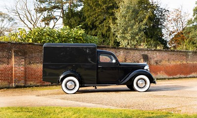 Lot 1954 Ford Pilot V8 Van