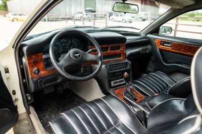 Lot 1990 Aston Martin Virage Coupé