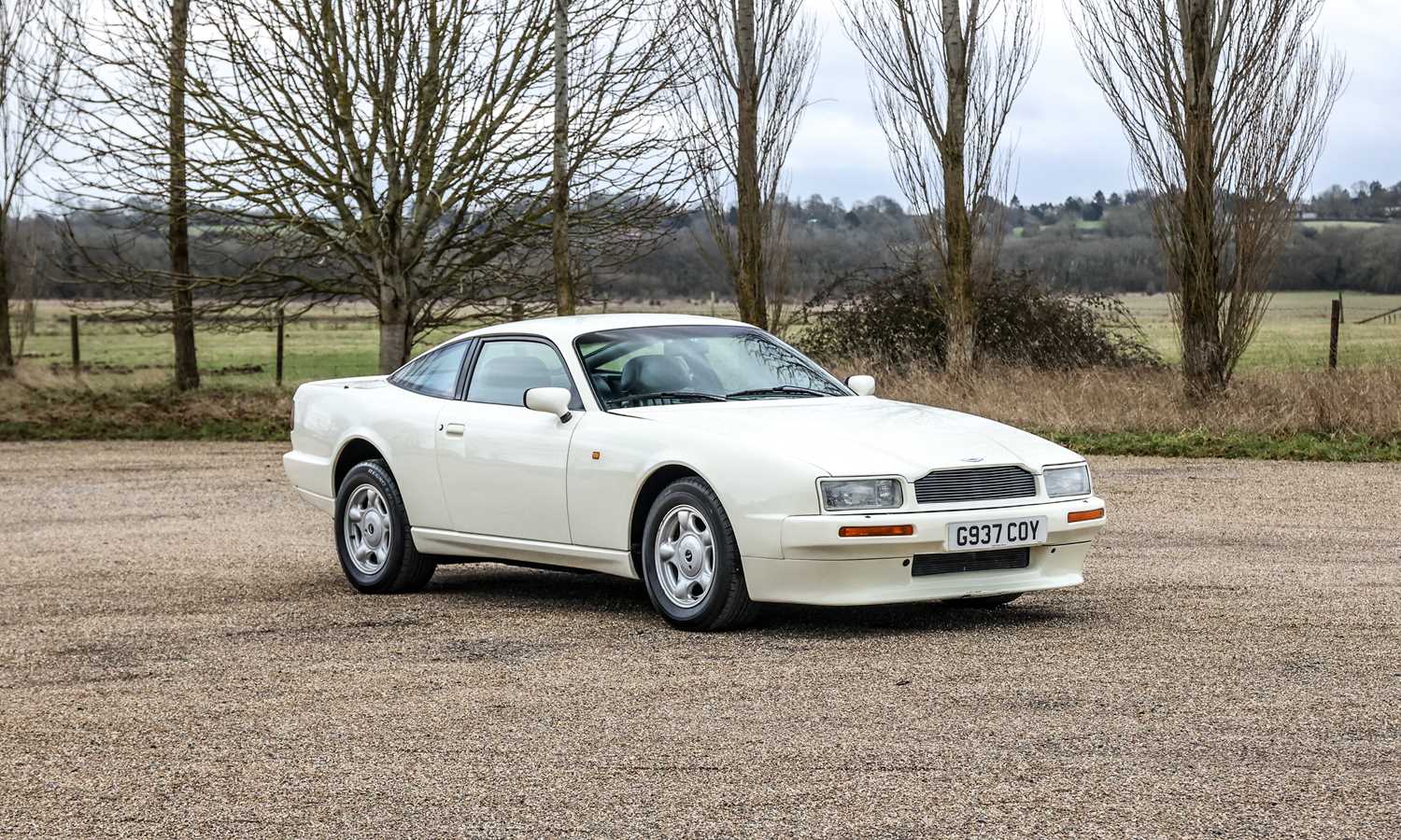 Lot 1990 Aston Martin Virage Coupé