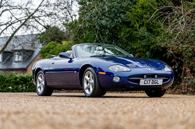 Lot 281 - 2000 Jaguar XK8 Convertibile