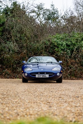 Lot 281 - 2000 Jaguar XK8 Convertibile