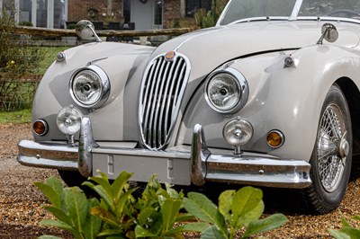 Lot 209 - 1956 Jaguar XK140 SE Roadster