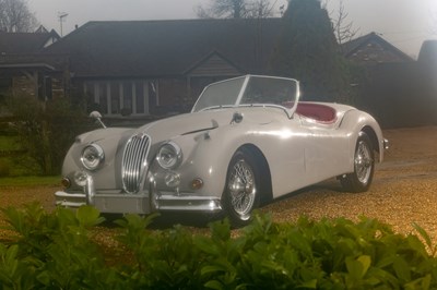 Lot 209 - 1956 Jaguar XK140 SE Roadster