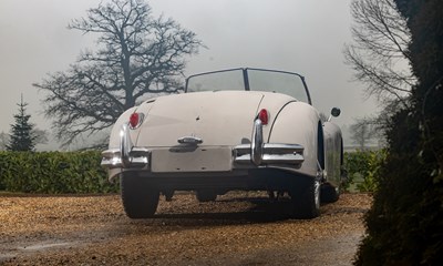 Lot 209 - 1956 Jaguar XK140 SE Roadster