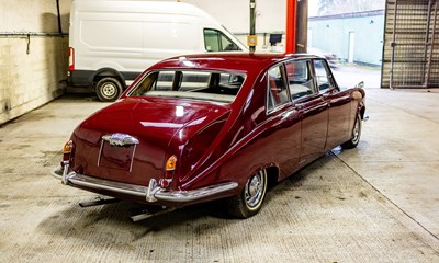 Lot 107 - 1969 Daimler DS420