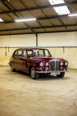 Lot 107 - 1969 Daimler DS420