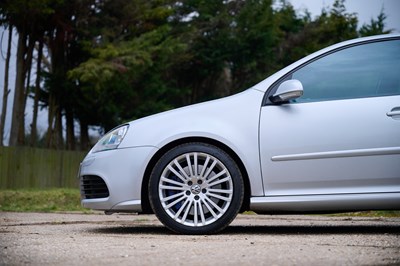 Lot 2006 Volkswagen Golf R32