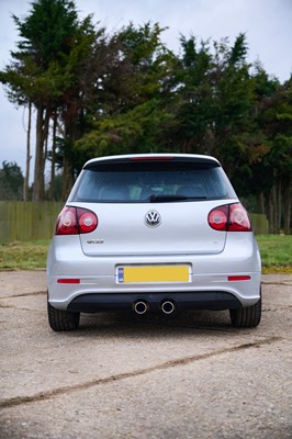 Lot 2006 Volkswagen Golf R32