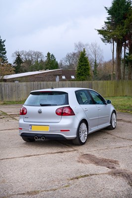 Lot 2006 Volkswagen Golf R32