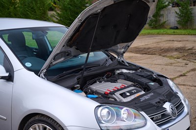 Lot 2006 Volkswagen Golf R32