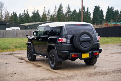 Lot 129 - 2013 Toyota FJ Cruiser