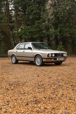 Lot 260 - 1987 BMW 525e Lux