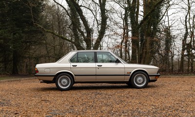 Lot 260 - 1987 BMW 525e Lux