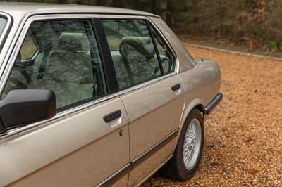 Lot 260 - 1987 BMW 525e Lux