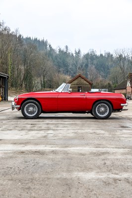 Lot 118 - 1968 MGC Roadster