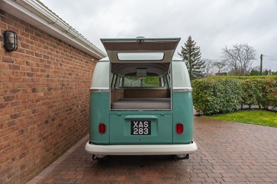 Lot 177 - 1962 Volkswagen Type 2 (T1) Splitscreen Campervan