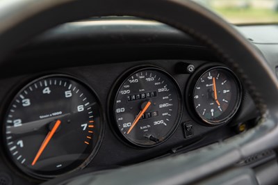 Lot 234 - 1990 Porsche 964 Carrera 4