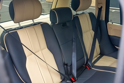 Lot 2002 Range Rover Autobiography V8 (4.4 litre)