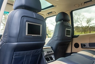 Lot 2002 Range Rover Autobiography V8 (4.4 litre)