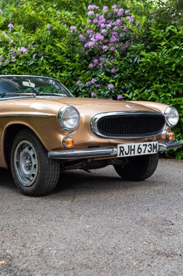 Lot 1973 Volvo 1800 ES