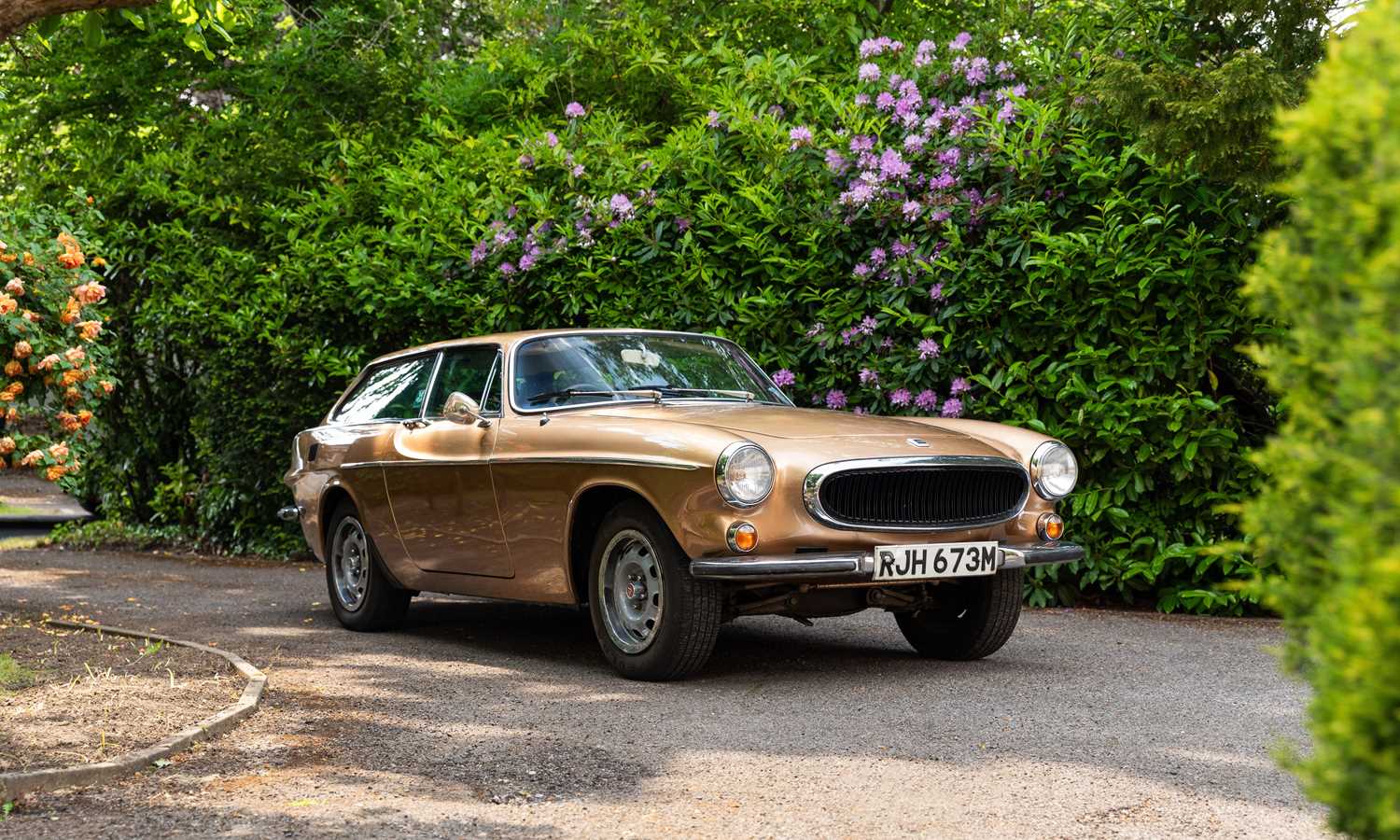 Lot 1973 Volvo 1800 ES