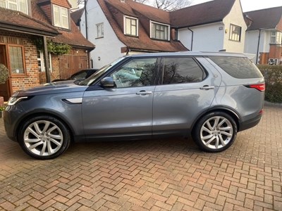 Lot 2018 Land Rover Discovery Luxury HSE SD4