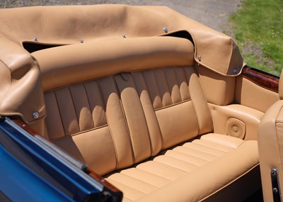 Lot 1969 Rolls-Royce Silver Shadow Drophead Coupé by Mulliner Park Ward
