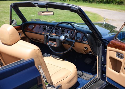 Lot 1969 Rolls-Royce Silver Shadow Drophead Coupé by Mulliner Park Ward