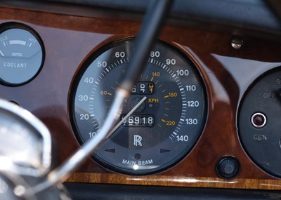 Lot 1969 Rolls-Royce Silver Shadow Drophead Coupé by Mulliner Park Ward