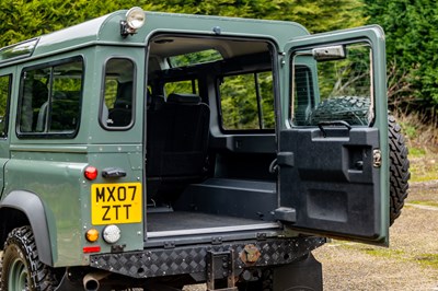 Lot 2007 Land Rover 110 LWB