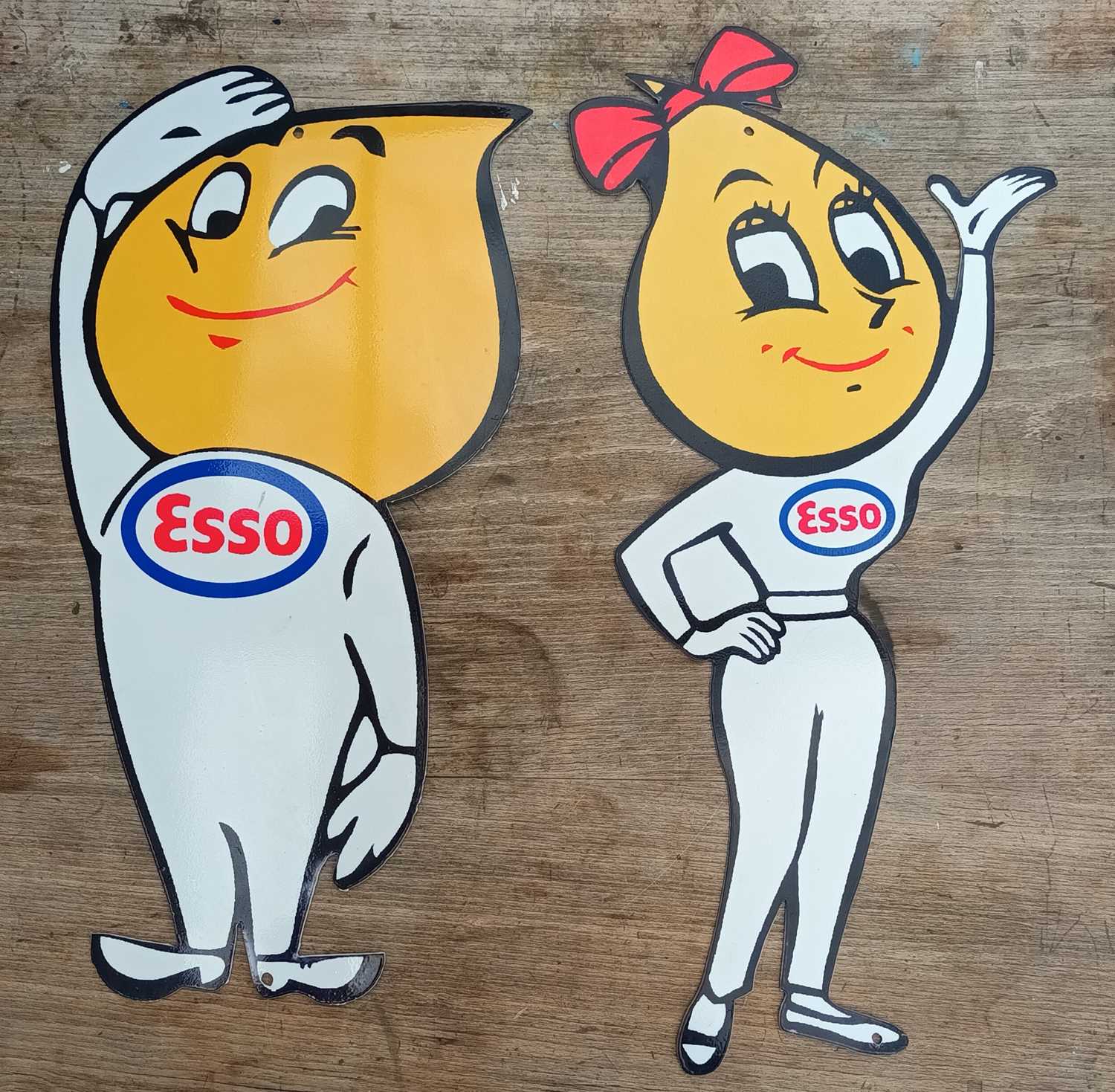 Lot Mr and Mrs Drip Metal Figures