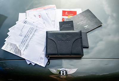 Lot 2004 Bentley Continental GT