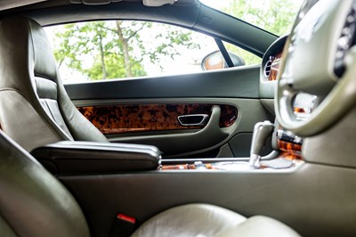 Lot 2004 Bentley Continental GT